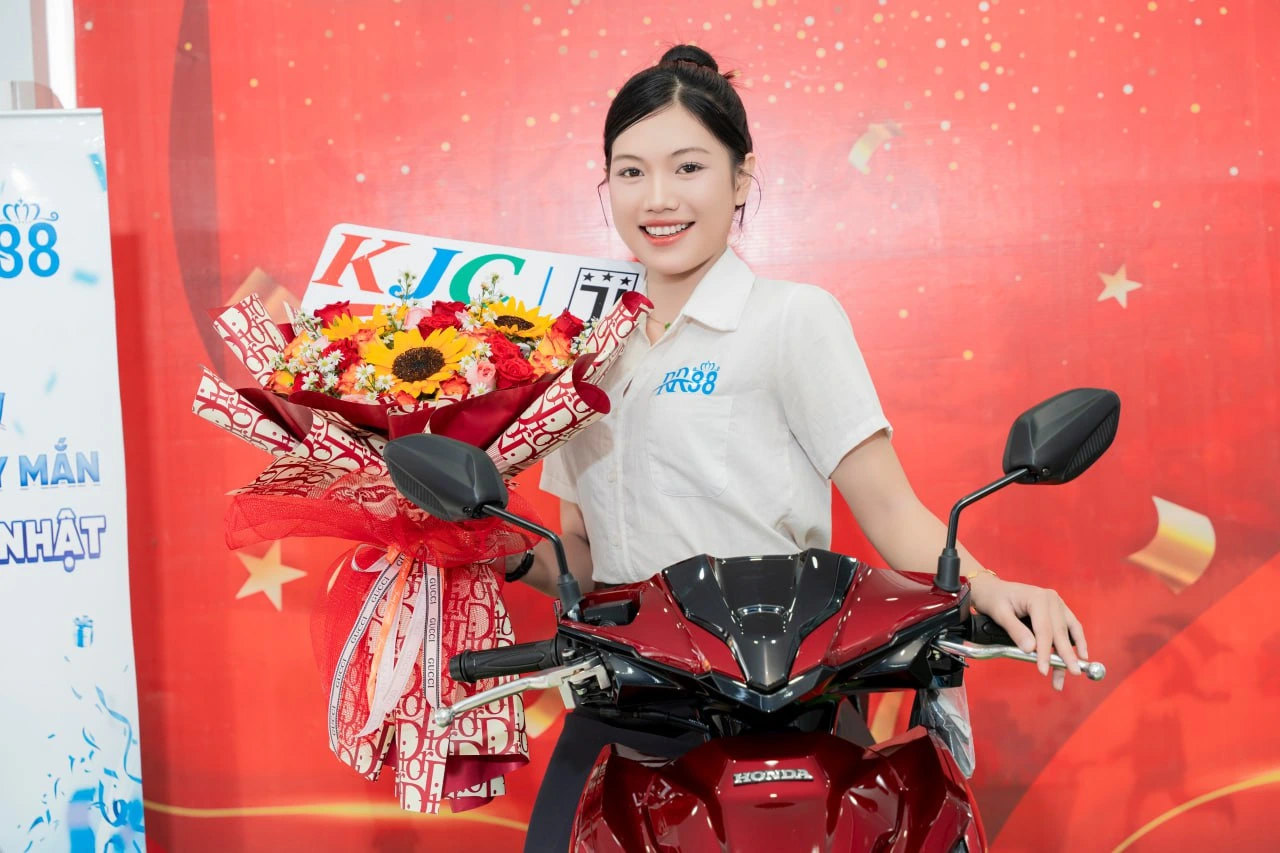 bàn giao xe ariblade megalive rr88 5