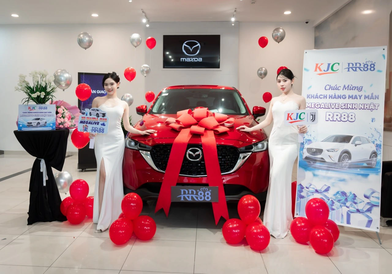 Hình ảnh lễ bàn giao xe Mazda Cx5 8