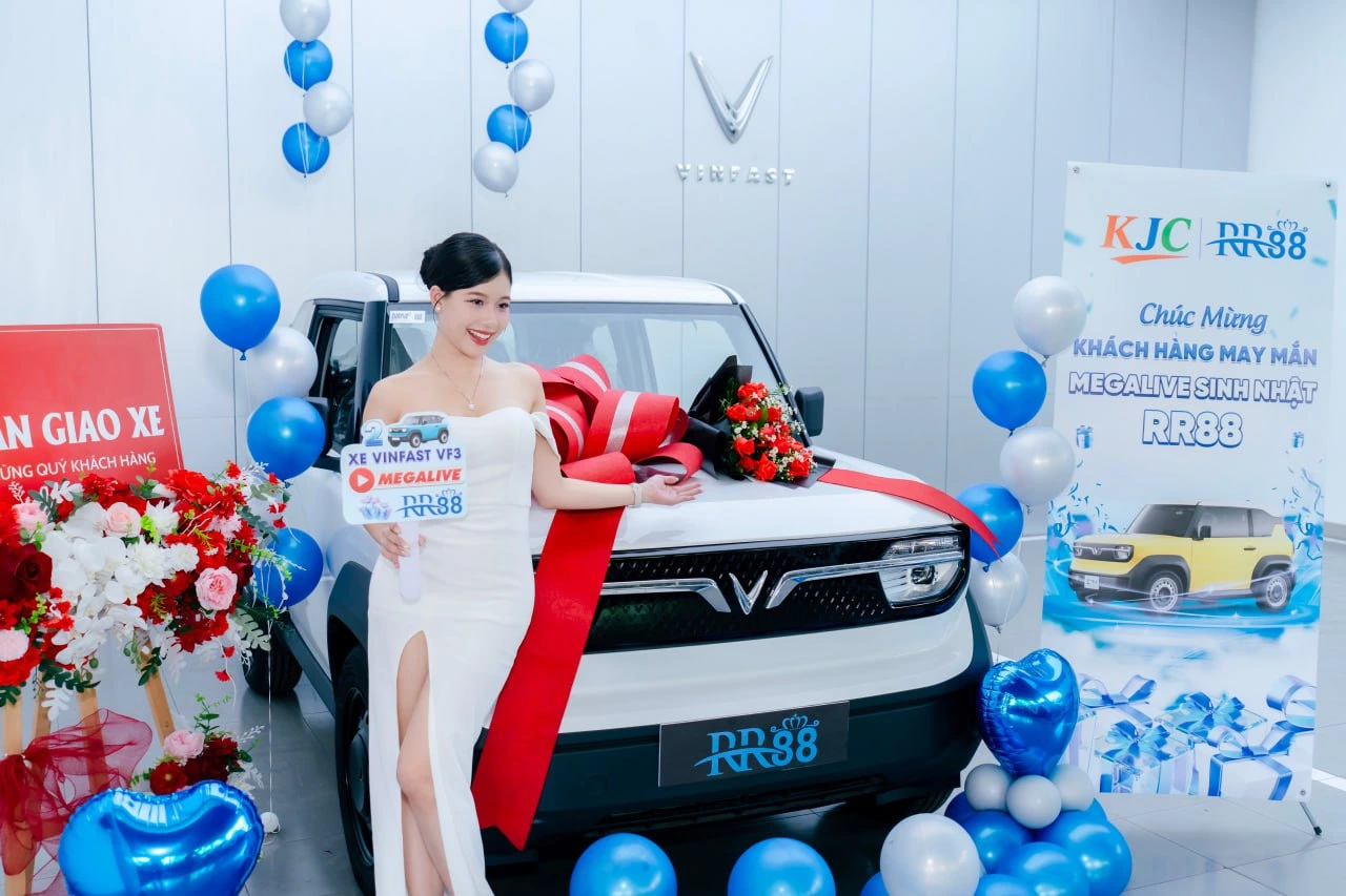 lễn bàn giao xe vinfast vf3 megalive RR88 6